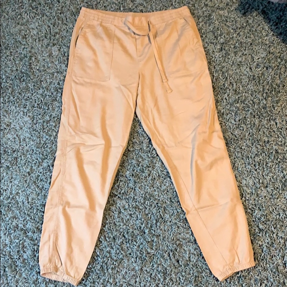 Gap utility khaki joggers